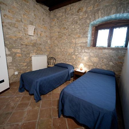 Agriturismo Sant'Agata Piana Degli Albanesi Room photo