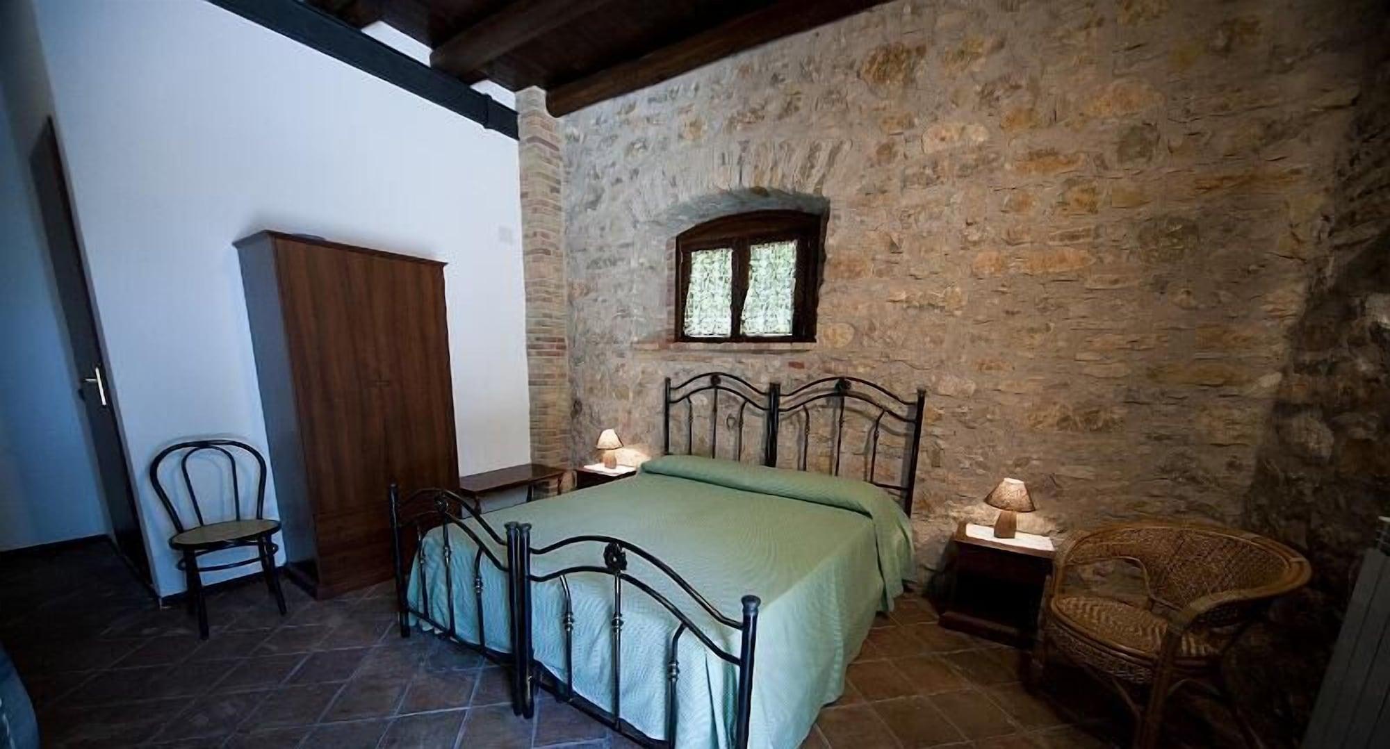 Agriturismo Sant'Agata Piana Degli Albanesi Exterior photo