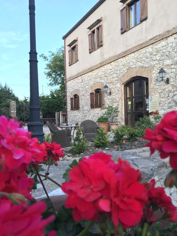 Agriturismo Sant'Agata Piana Degli Albanesi Exterior photo